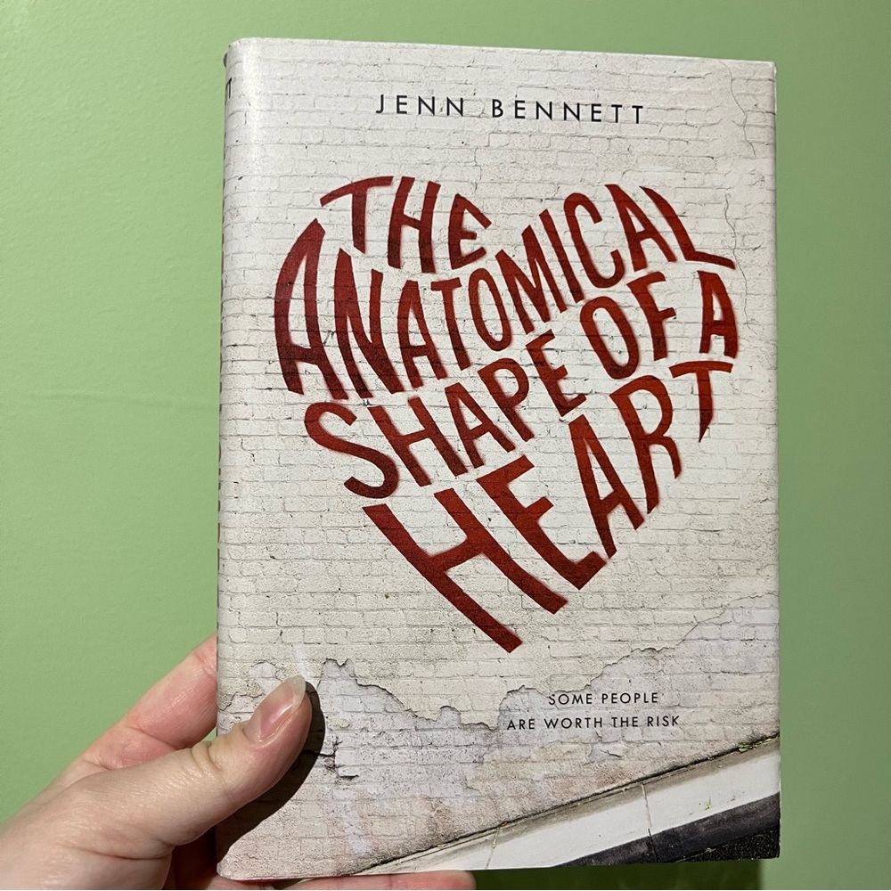 📚 4/25$ 📚 The Anatomical Shape of a Heart Book